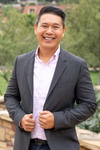 Derek Tran